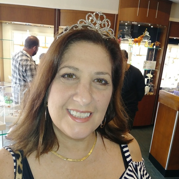 Meet your Posher, Joanna - Picture 10 of 11